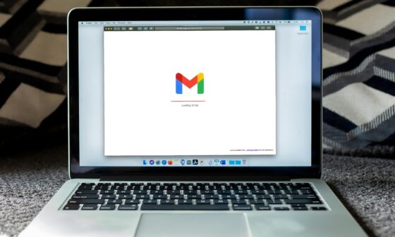 Google Empowers Users with Customizable Chatbots