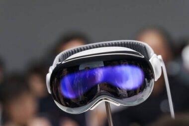 Apple Vision Pro layoffs: more than 200 jobs cut in August 2026